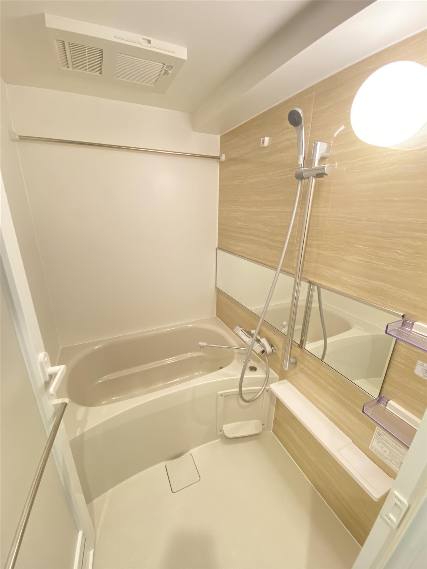 バス・シャワールーム　同仕様写真使用