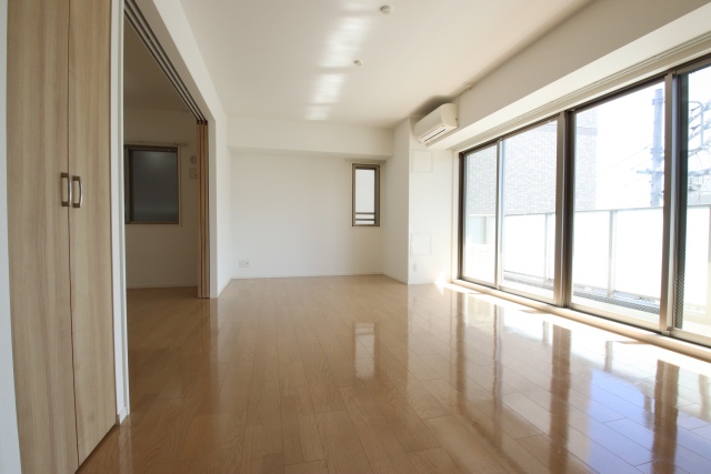 居室・リビング　※別室の参考写真の為、現況優先です。