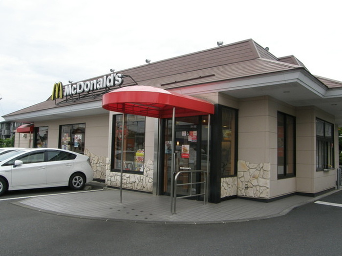 飲食店　マクドナルド（飲食店）まで400m