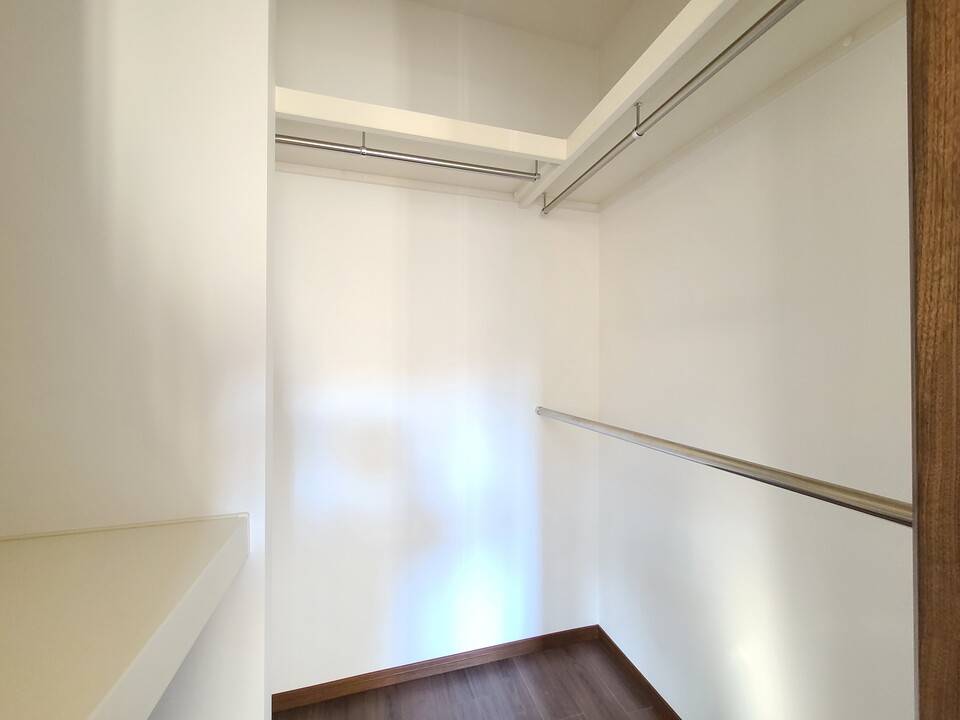 収納　ウォークインクローゼット