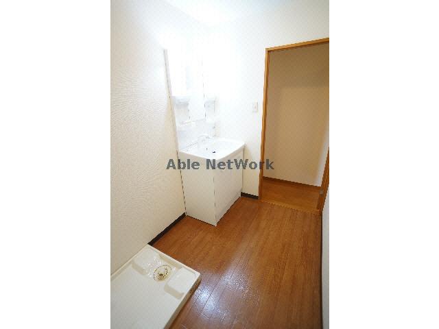 洗面設備　※同型イメージです。