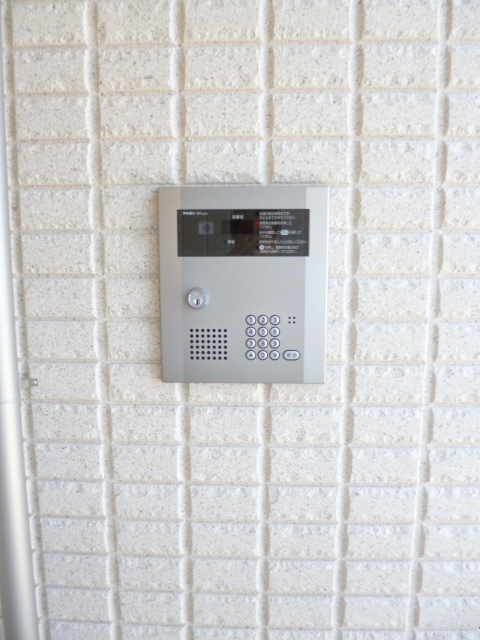 セキュリティ　オートロック付き