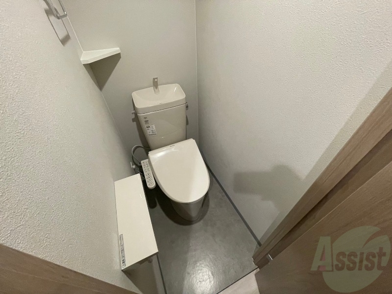 トイレ　こちらはトイレです。清潔感があり、安心して使用できます。