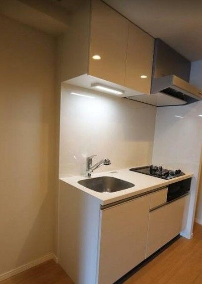 キッチン　写真は同タイプ住居です。