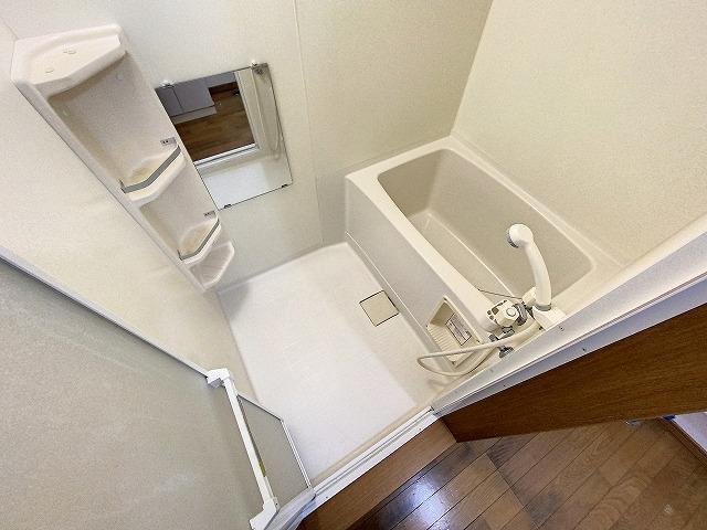 バス・シャワールーム　浴室