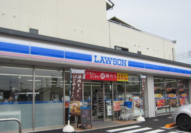 コンビニ　ローソン　津山田町店（コンビニ）まで572m