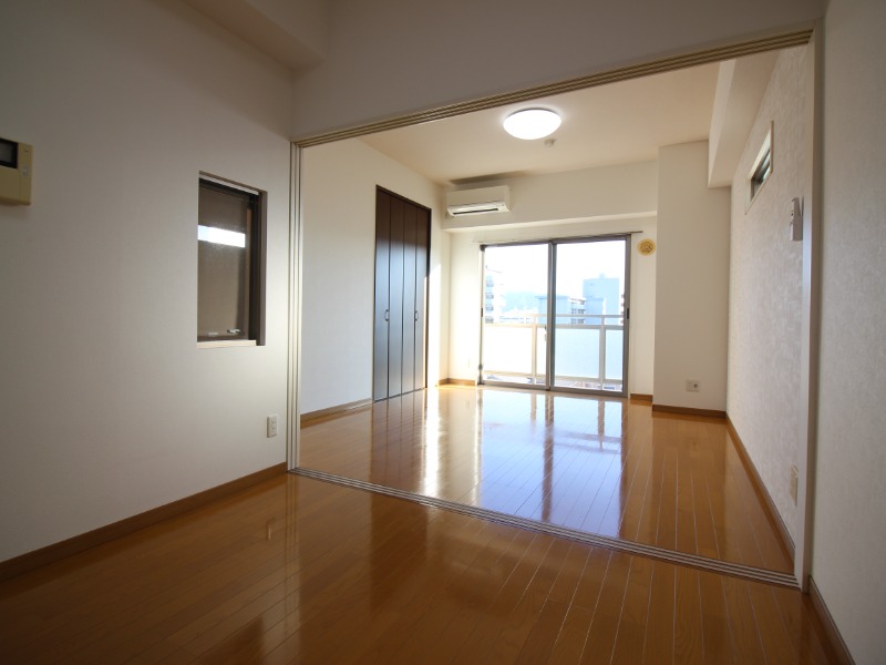 居室・リビング　別号室イメージ