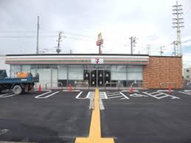 コンビニ　セブンイレブン　姫路飾磨中島3丁目店（コンビニ）まで241m