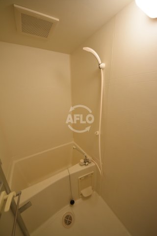 バス・シャワールーム　コンフォルトＫ　浴室