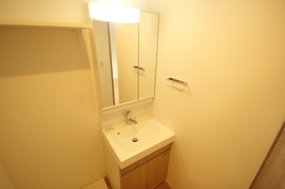 洗面設備　※別部屋の写真です