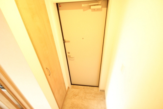 玄関　※別部屋の写真です