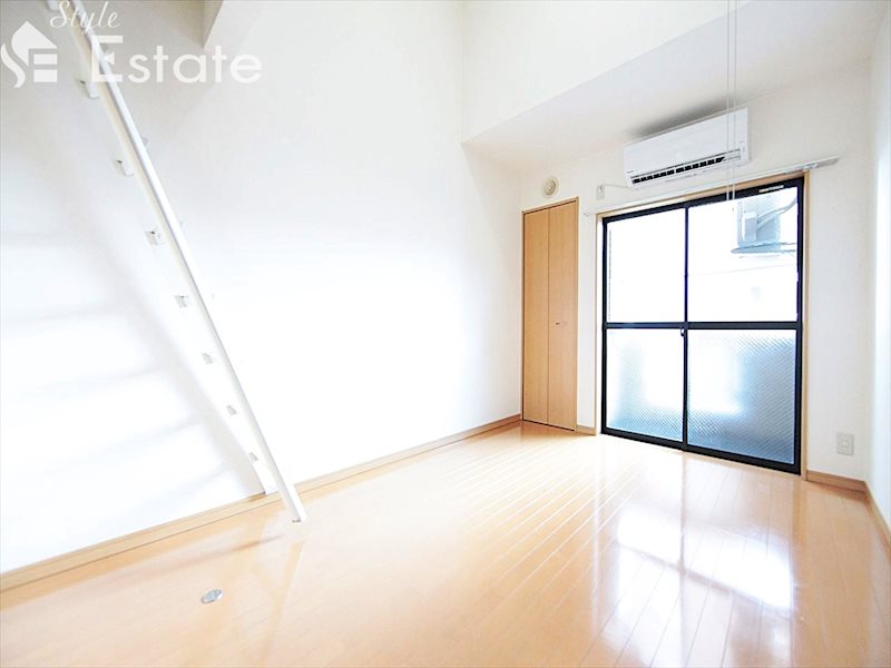 居室・リビング　内装