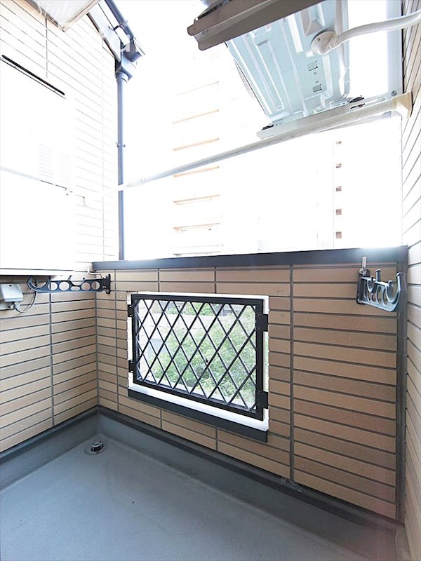 バルコニー　バルコニー