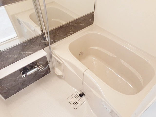 バス・シャワールーム　オススメ物件です！