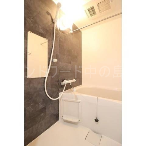 バス・シャワールーム　詳細は、ウィンドワード中の島店までご相談下さい。