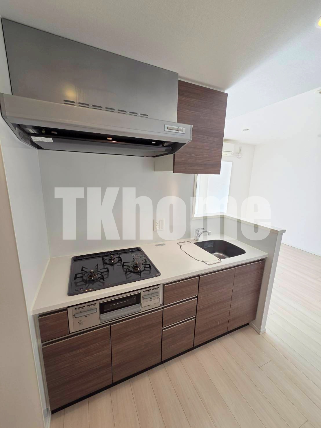 キッチン　広いキッチンスペース