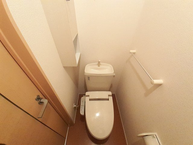 トイレ　ゆったりとした空間のトイレです