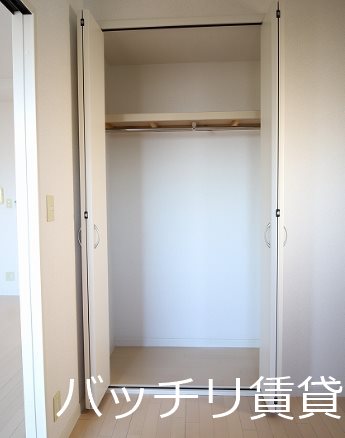 収納　＊画像は別部屋の為イメージ、現状優先致します