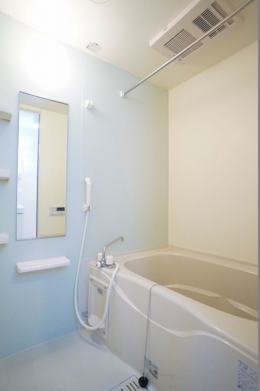 バス・シャワールーム　バス