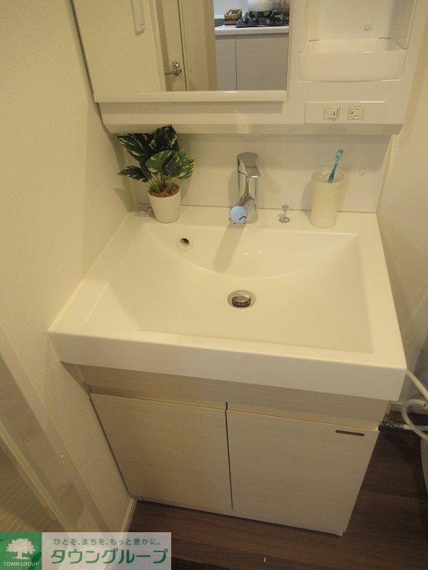 洗面設備　※参考写真