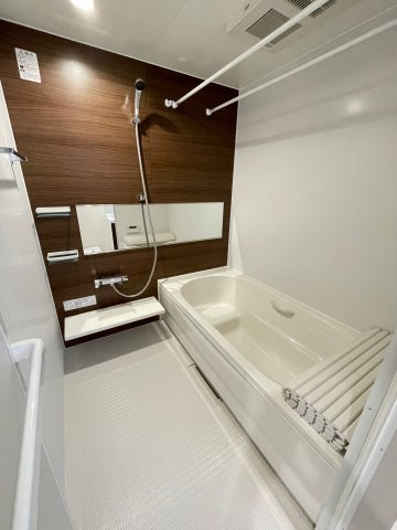 バス・シャワールーム　★追焚＆浴室乾燥機能付き！