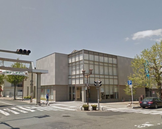 銀行　福岡銀行宇部支店（銀行）まで437m