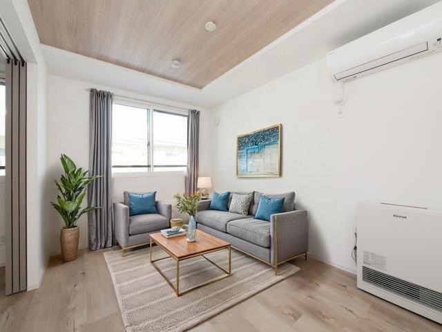 居室・リビング　家具はイメージです