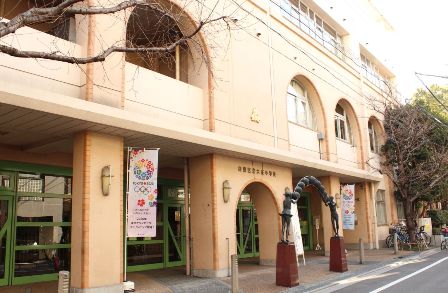 小学校　台東区立大正小学校（小学校）まで218m