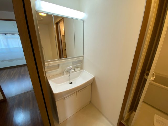 洗面設備　独立洗面化粧台付き☆