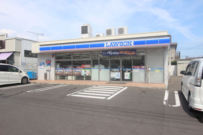 コンビニ　ローソン（コンビニ）まで232m