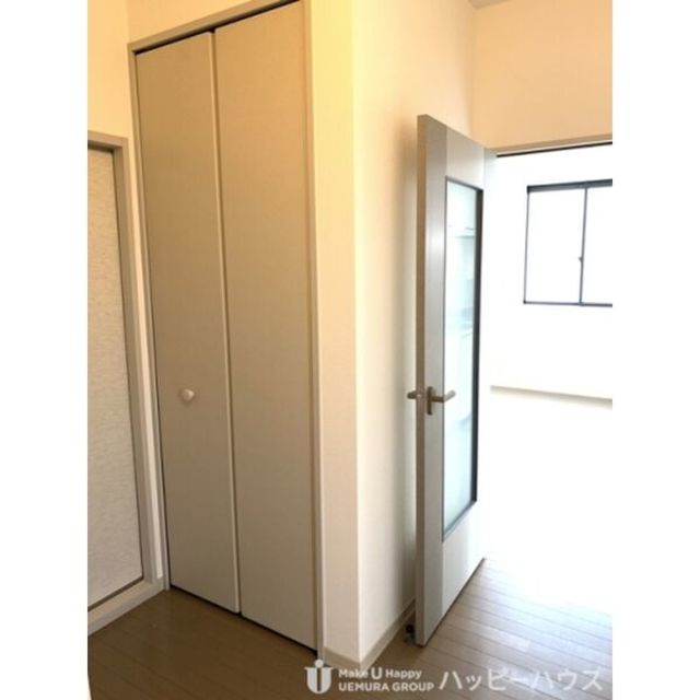 その他　【収納】別系統のお部屋になります。現状を優先します。内覧の程