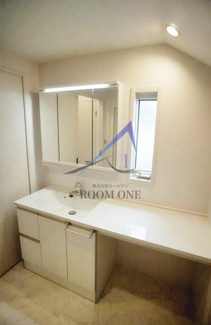 洗面設備　洗面台です。