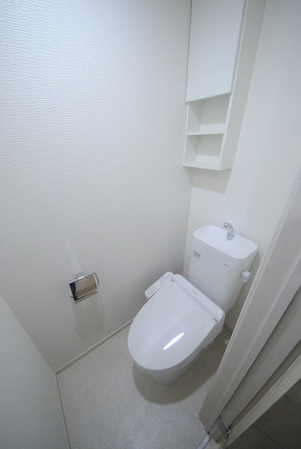 トイレ　写真は１０２号室