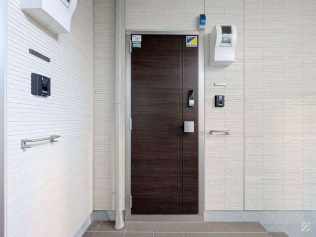 Noble raffiner戸塚東の玄関写真
