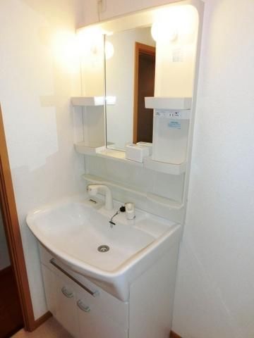 洗面設備　※別号室参考写真です