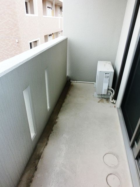 バルコニー　※別号室参考写真です
