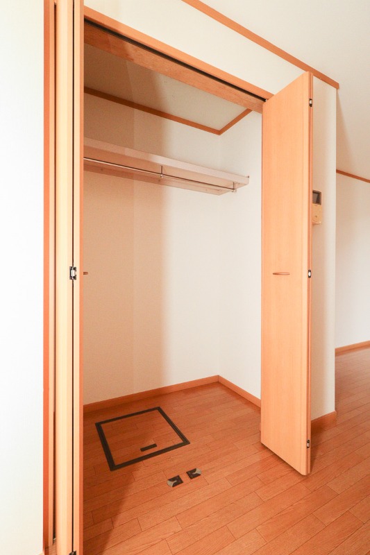 収納　図面と現状に相違がある場合には現状を優先