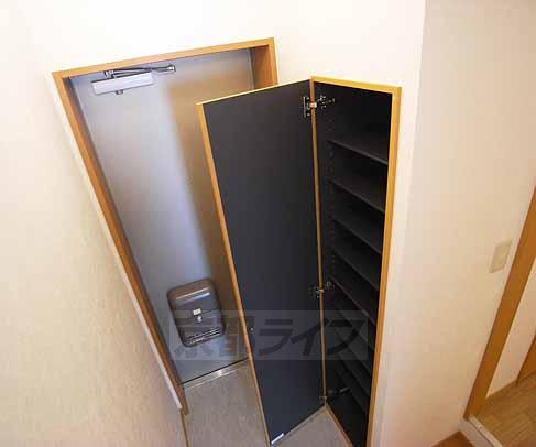 玄関　たっぷり収納出来ますね
