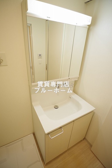 洗面設備　独立洗面台！