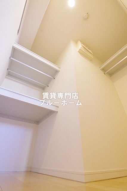 収納　ウォークインクローゼット！