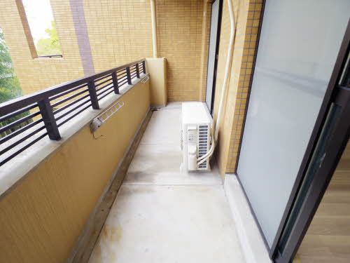 バルコニー　ベランダ