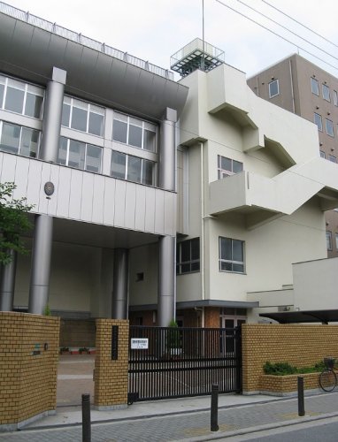 中学校　大阪市立玉津中学校（中学校）まで695m