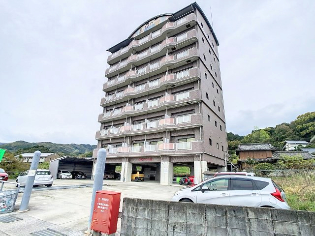 建物外観　2024年4月撮影