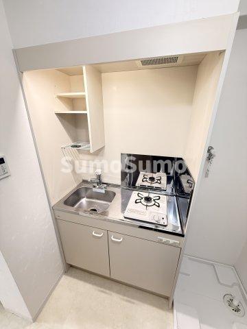 キッチン　コンパクトなキッチンで掃除もラクラク