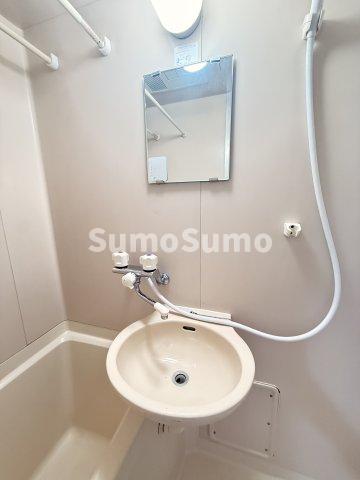 洗面設備　使いやすい洗面所です