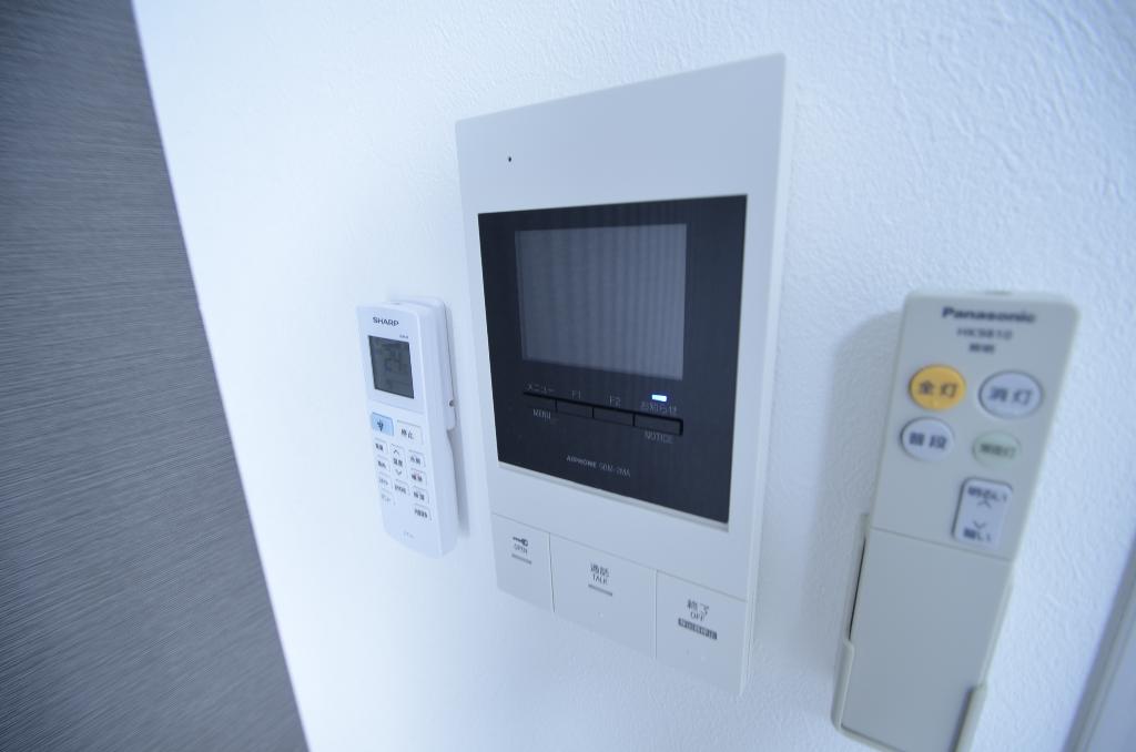 セキュリティ　カメラ付インターホン