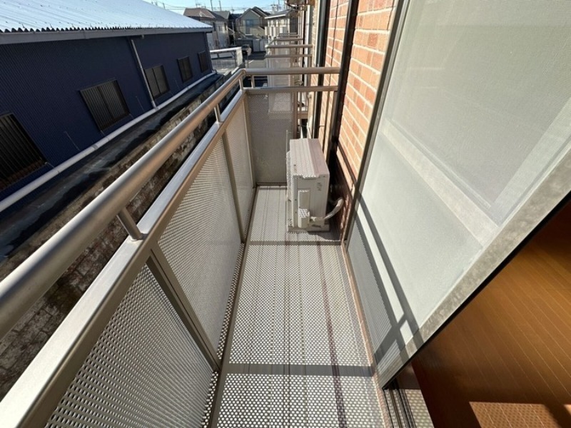 バルコニー　図面と現状に相違がある場合には現状を優先