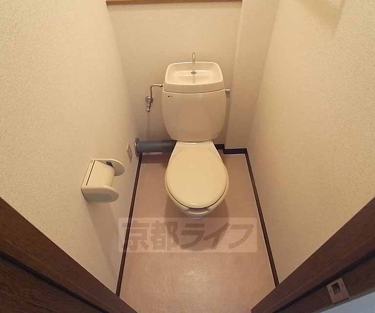 トイレ　清潔感のあるトイレです。