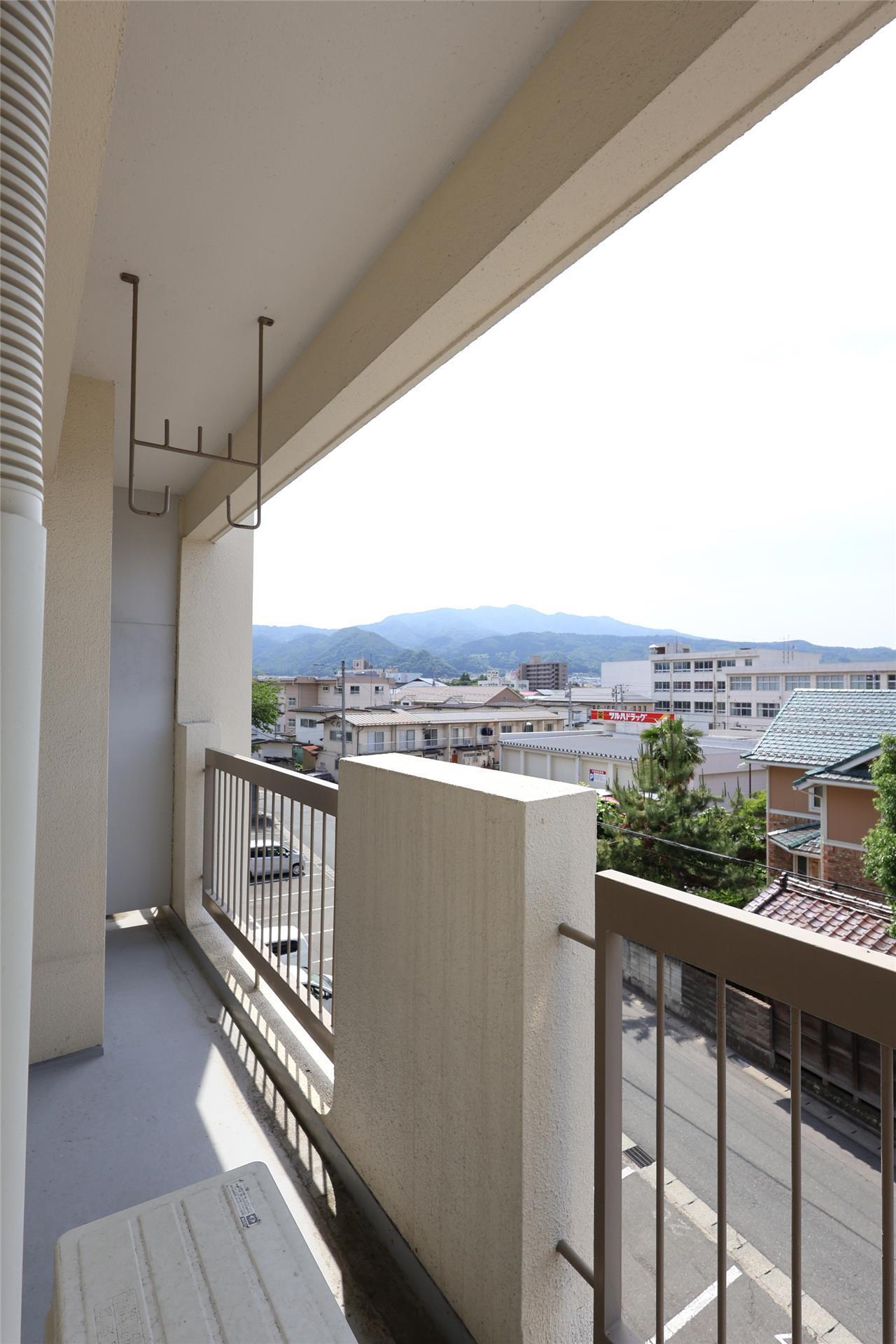 バルコニー　写真は同タイプ別室。仕様が異なる場合有り。