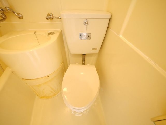 トイレ　別号室参考写真